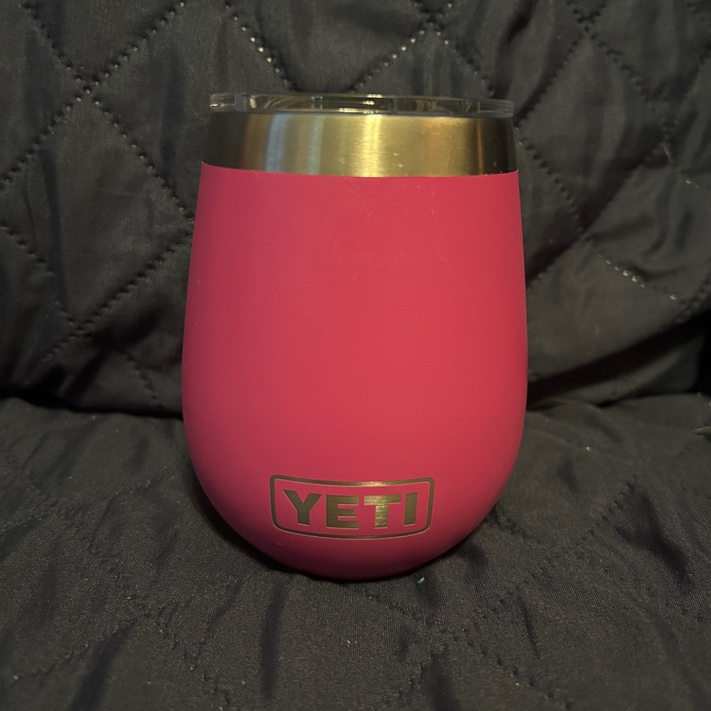 Yeti 10 oz Wine Tumbler, Prickly Pear Pink